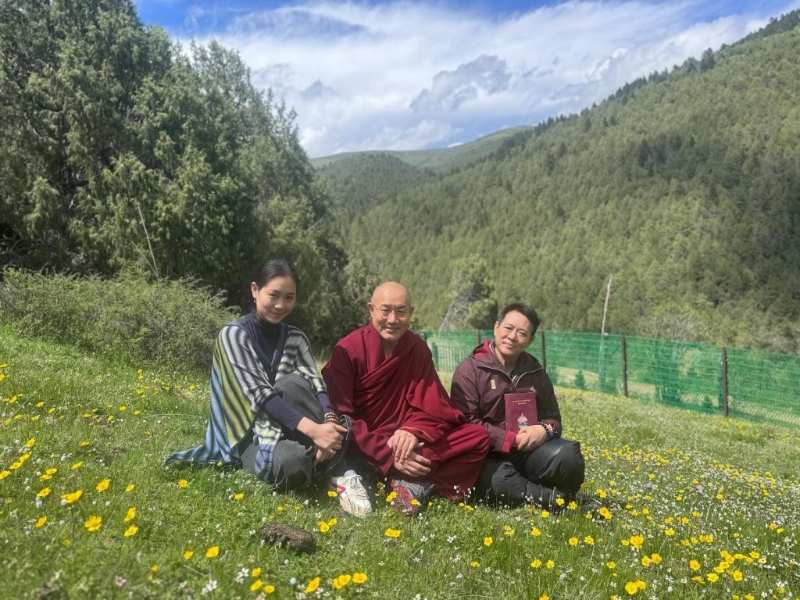 李連杰日前曬出新相，見(jiàn)到女兒出鏡。