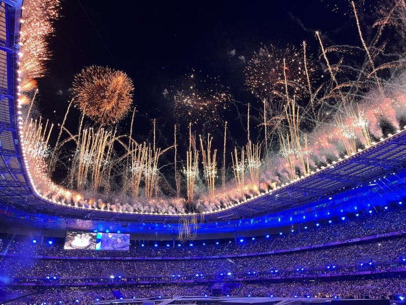 閉幕禮放煙花，巴黎奧運(yùn)終于落幕。