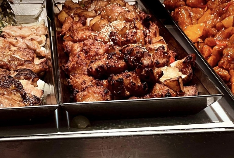 有多款菜式供應(yīng)