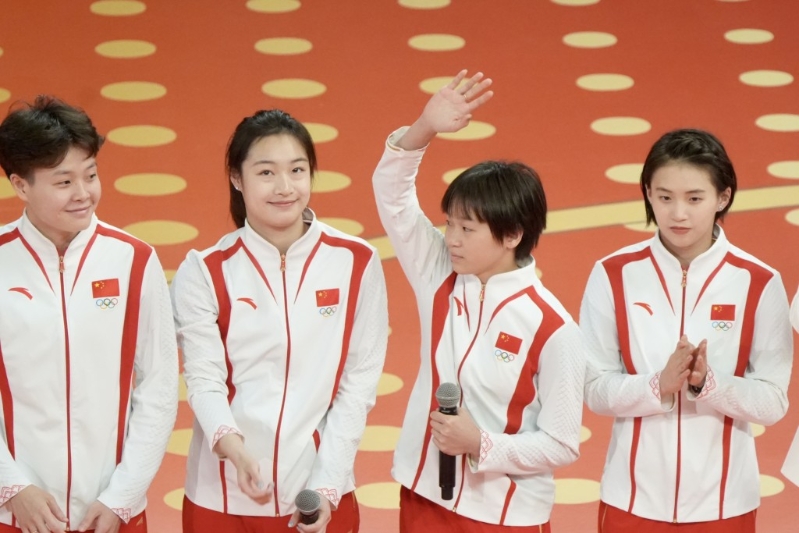 全紅嬋用廣東話祝大家恭喜發(fā)財。