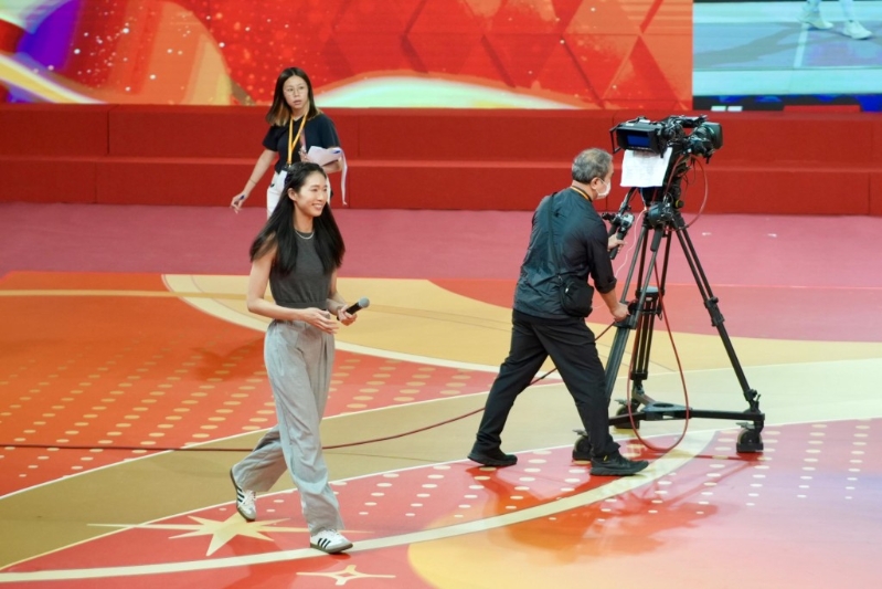 江旻憓驚喜現(xiàn)身。