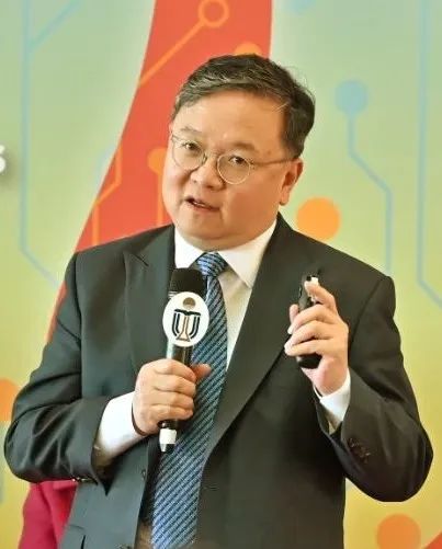 香港科技大學(xué)首席副校長郭毅可教授 香港科技大學(xué)首席副校長郭毅可教授