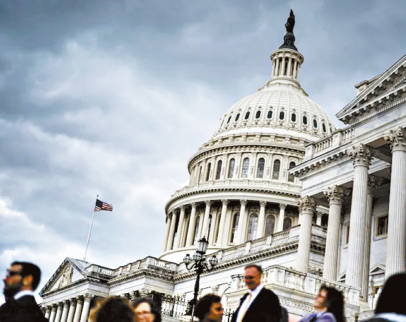 美國通過臨時(shí)撥款案。