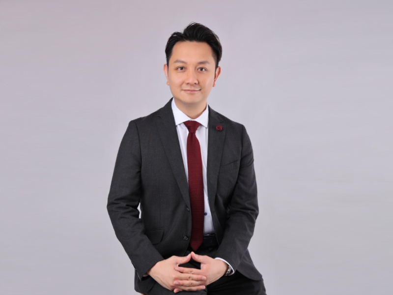 黃錦翔認(rèn)為，港漂們過(guò)度在意學(xué)業(yè)與工作，在香港生活的模式過(guò)于單一。