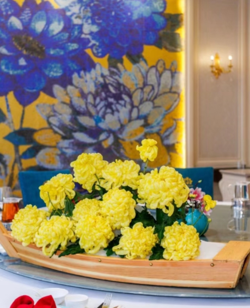 時(shí)代花城必吃網(wǎng)紅打卡菊花刺身