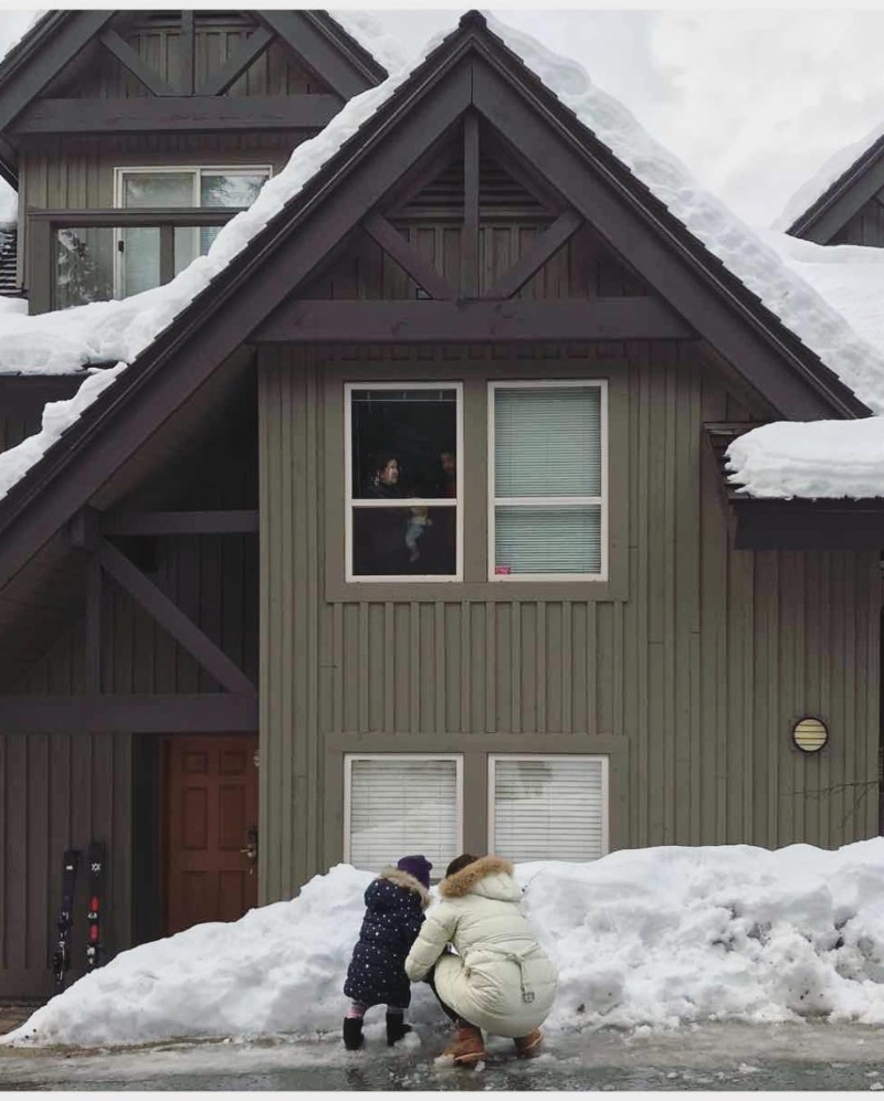 鐘嘉欣婚后搬入老公位于加拿大溫西克里斯岱爾區(qū)的獨立屋。