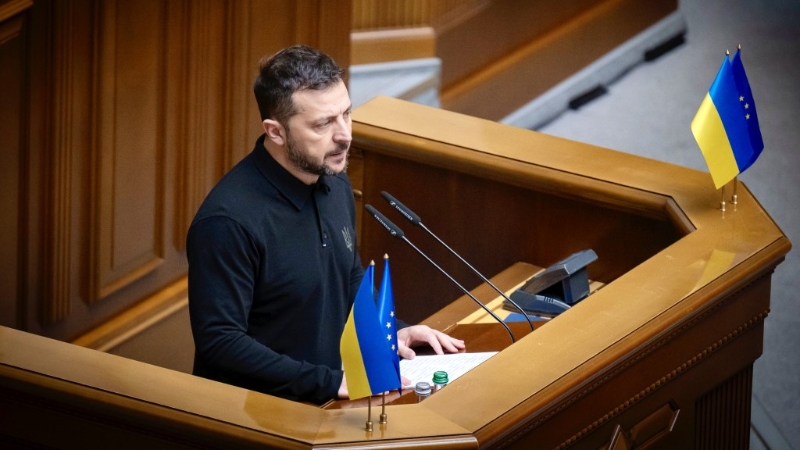 烏克蘭總統(tǒng)澤連斯基在國會公布廣受矚目的“勝利計畫”。