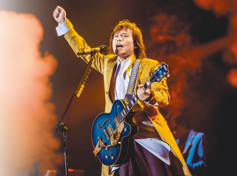 伍佰說唱了半輩子的歌，第一次被人說猥瑣。（圖／中時資料照）