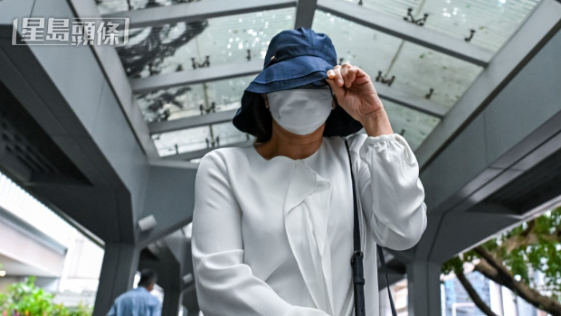 死者母親吳馬如賡亦為本案次被告，陪審團(tuán)一致裁定她協(xié)助及教唆非禮女兒罪成，今日被判最高刑期監(jiān)禁10年。資料圖片