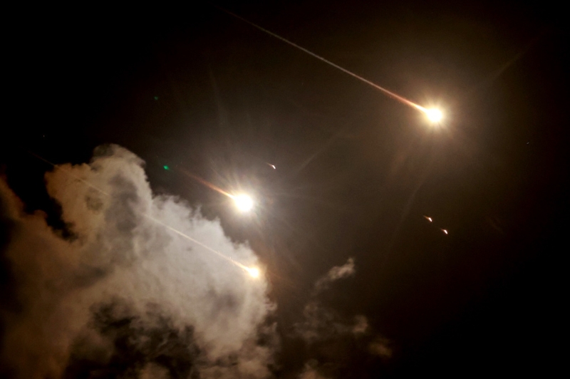 美國有關(guān)盟友以色列準(zhǔn)備如何報復(fù)伊朗的計畫，以及以色列擁有核武的最高機(jī)密情報遭到外流