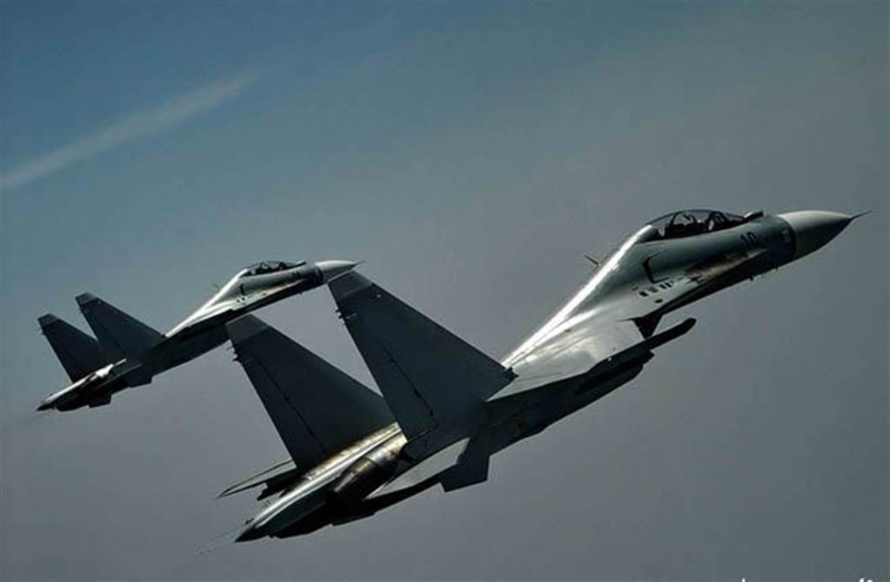 近日美軍分享中國(guó)大陸的Su-30MK2戰(zhàn)機(jī)在1年前于東海上空驅(qū)離美國(guó)戰(zhàn)機(jī)的影片與畫面。圖為蘇30戰(zhàn)機(jī)，為俄羅斯出口。（圖／中國(guó)海軍）