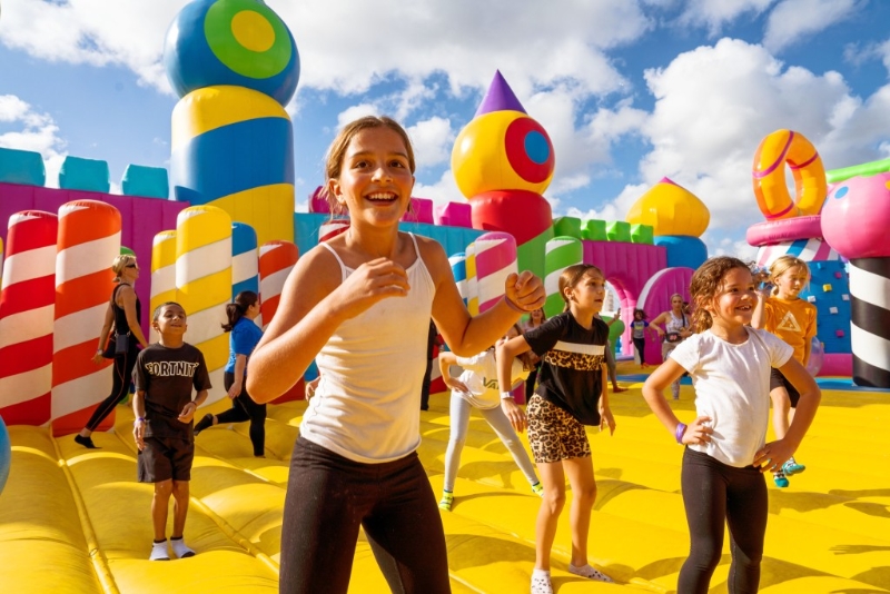 全球最大充氣彈跳派對The Big Bounce世界巡回香港站嚟喇?。▓D片來源：The Big Bounce）