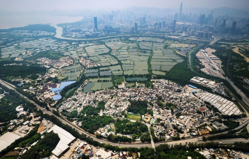 《施政報(bào)告》提出推進(jìn)北部都會區(qū)發(fā)展，深化大灣區(qū)合作。