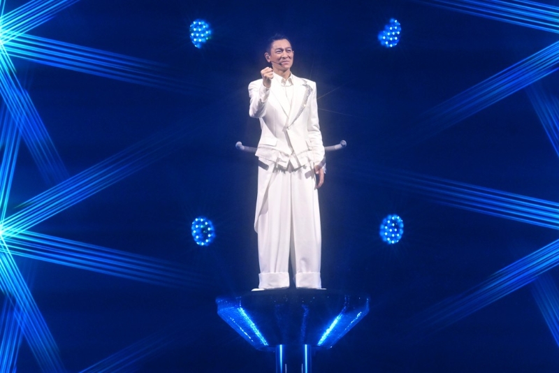 華仔昨晚在吉隆坡展開4日演唱之旅。