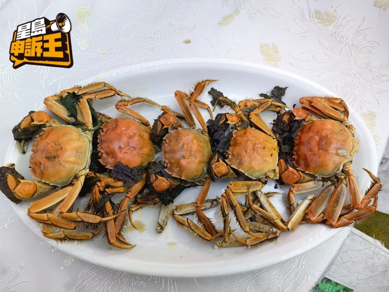 2.8兩的江蘇公蟹味道厚滑，惟太過少膏。