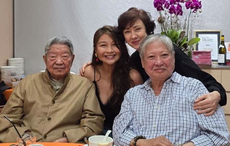 洪金寶日前出席聚會(huì)近況曝。