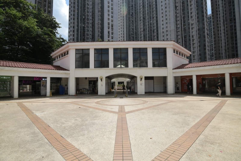 屯門兆麟苑銀主盤以350萬低估價(jià)11%拍出。