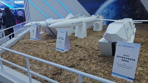 反輻射導(dǎo)彈等一系列新型武器。