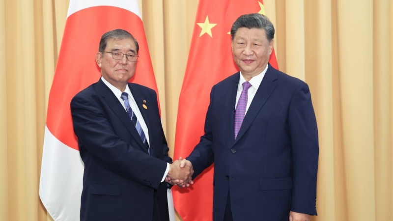 習近平會見日本首相石破茂。 新華社