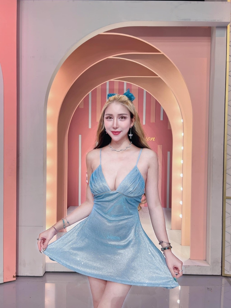 王若熙不時亮相節(jié)目。