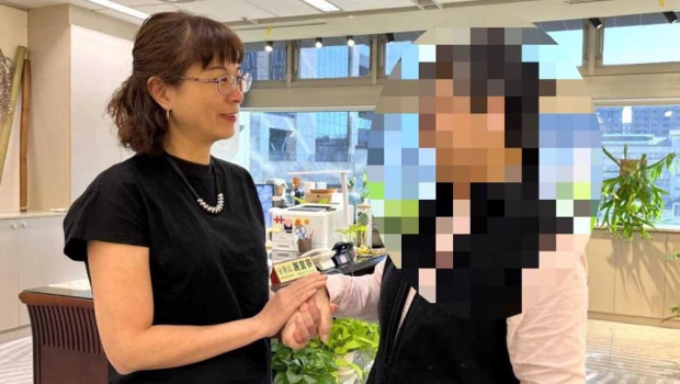 親綠網(wǎng)紅也怒了 親綠網(wǎng)紅也怒了