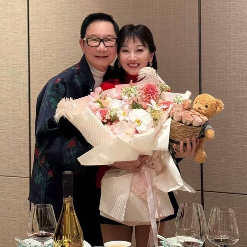 昨日（21日）劉培基在IG出post，分享一輯為趙雅芝慶生的照片。