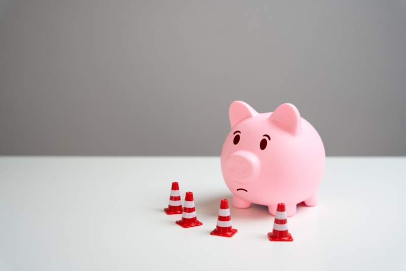 開立PPLI有一定門檻，須為專業(yè)投資者，資產(chǎn)組合多于港幣800萬。