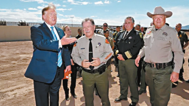 特朗普擬賦予地方政府更大權(quán)力 特朗普擬賦予地方政府更大權(quán)力