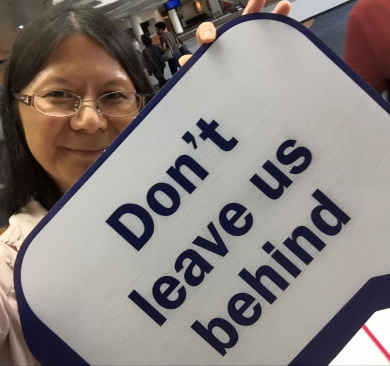 外號“細(xì)細(xì)老師”的陸月明是香港首位公開身份的雙性人。