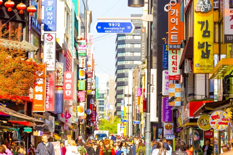 韓國不少產(chǎn)業(yè)技術(shù)上已被中國過頭，價格上也不夠競爭力。再加上韓國幾大財閥影響中小企發(fā)展。