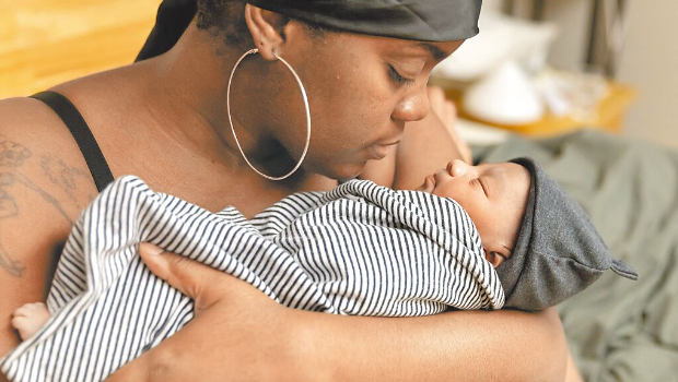 特朗普要廢出生公民權(quán) 特朗普要廢出生公民權(quán)