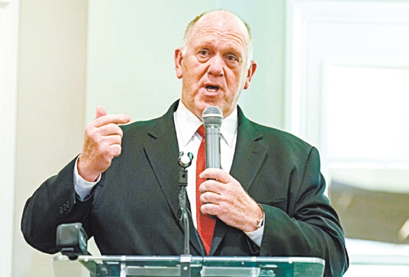 “邊境沙皇”湯姆霍曼。