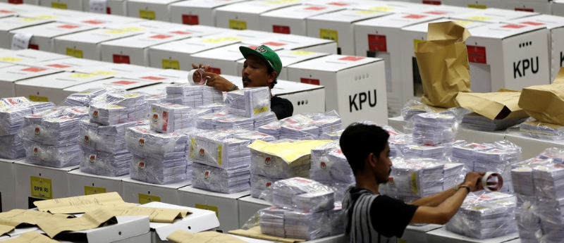印尼選舉涉及大量人力工作。