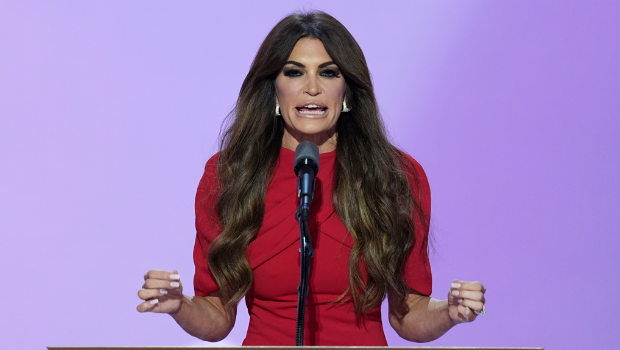 “準(zhǔn)兒媳”獲任希臘大使