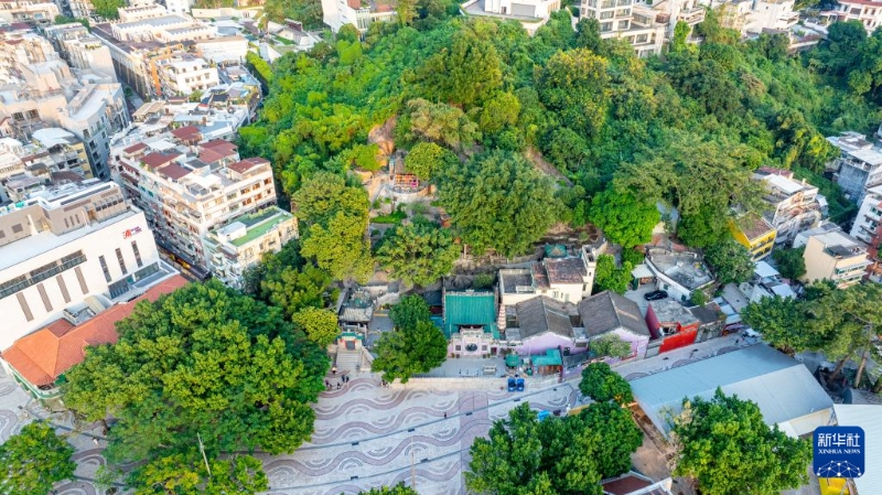 澳門(mén)媽閣廟（11月1日攝，無(wú)人機(jī)照片）。新華社發(fā)（張金加攝）