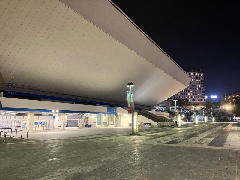 何敬康指紅館“人影都冇只”。 何敬康fb