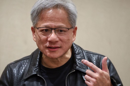 輝達股價直直落，執(zhí)行長黃仁勛的動態(tài)受關(guān)注。路透社