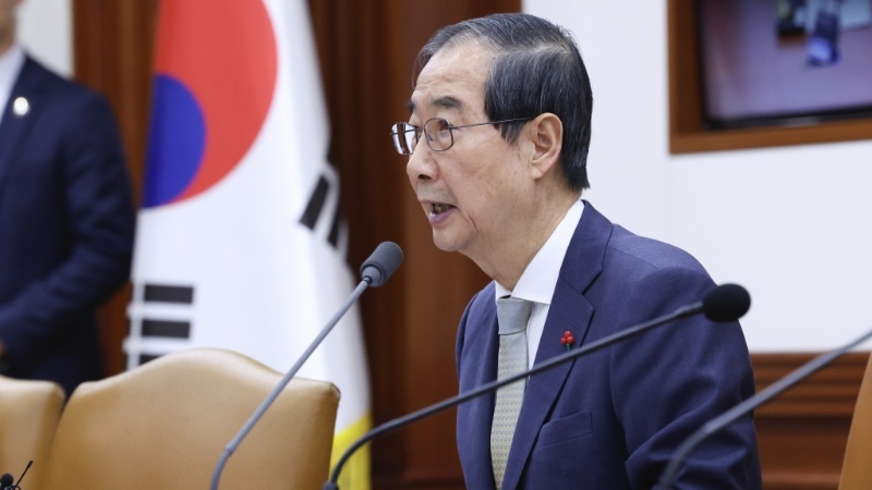 韓德洙以代理總統(tǒng)身份行駛總統(tǒng)否決權(quán)。