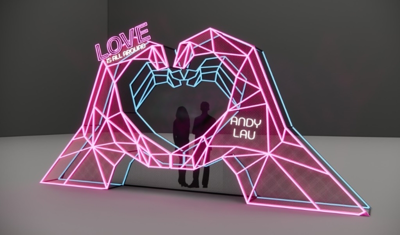 6年等待，華仔在香港再次開唱，紅館外紙雕心形展出，令市民感受音樂、節(jié)日的魅力。