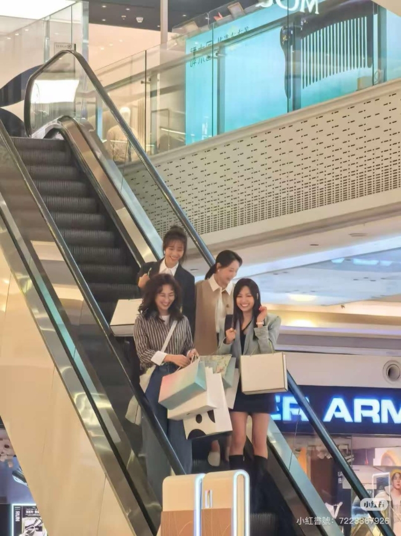 高海寧今次于內(nèi)地拍攝，造型好特別。