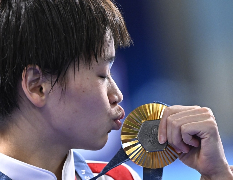 全紅嬋在巴黎奧運(yùn)以水花消失術(shù)奪得女子10米臺(tái)金牌。 新華社