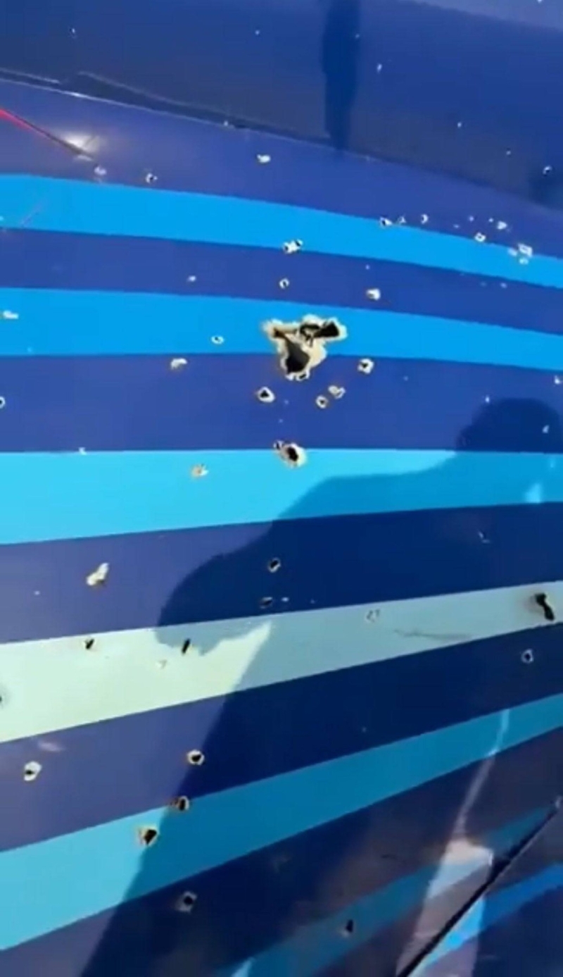 網(wǎng)絡(luò)流傳出事航班機(jī)體外有多處不孔洞。x