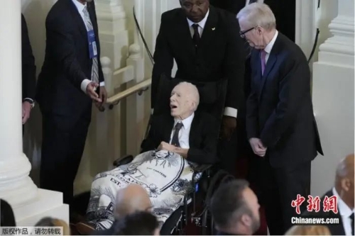 美國(guó)前總統(tǒng)卡特