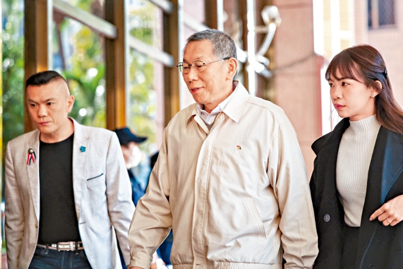 柯文哲重回臺北地院開羈押庭。