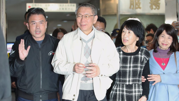 陳佩琪曝柯文哲“變了” 陳佩琪曝柯文哲“變了”