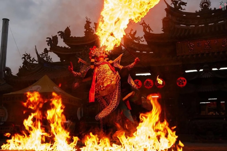 臺火舞表演者赴泰遭賣緬甸KK園，成功獲救今返回臺灣。IG