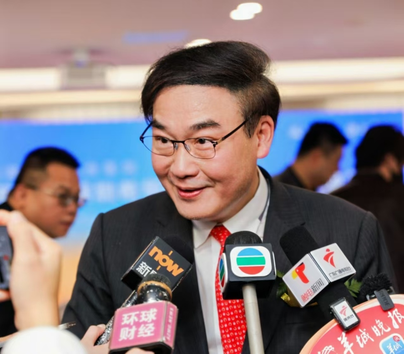 ??，斸t(yī)療主席林順潮表示希華愛康健醫(yī)院將讓患者以相宜的價(jià)格享受港式醫(yī)療服務(wù)。