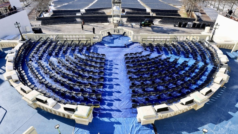 特朗普第二任期就職禮在即，嘉賓座位排成半圓形。路透社