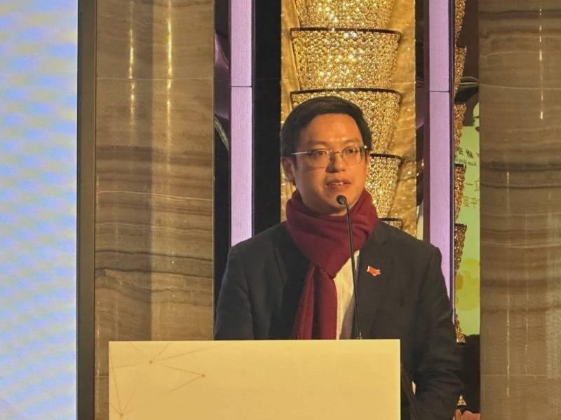 勞福局副局長何啟明希望來港高才通過一系列活動