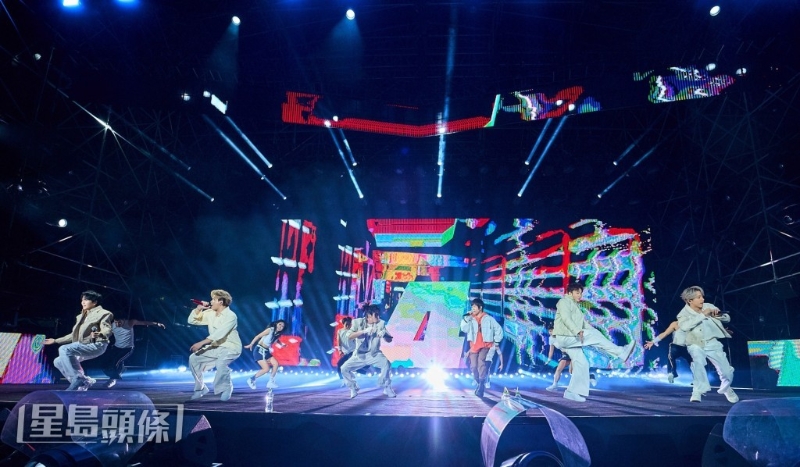 Energy與五月天阿信一同在東大門首日精彩16蹲。